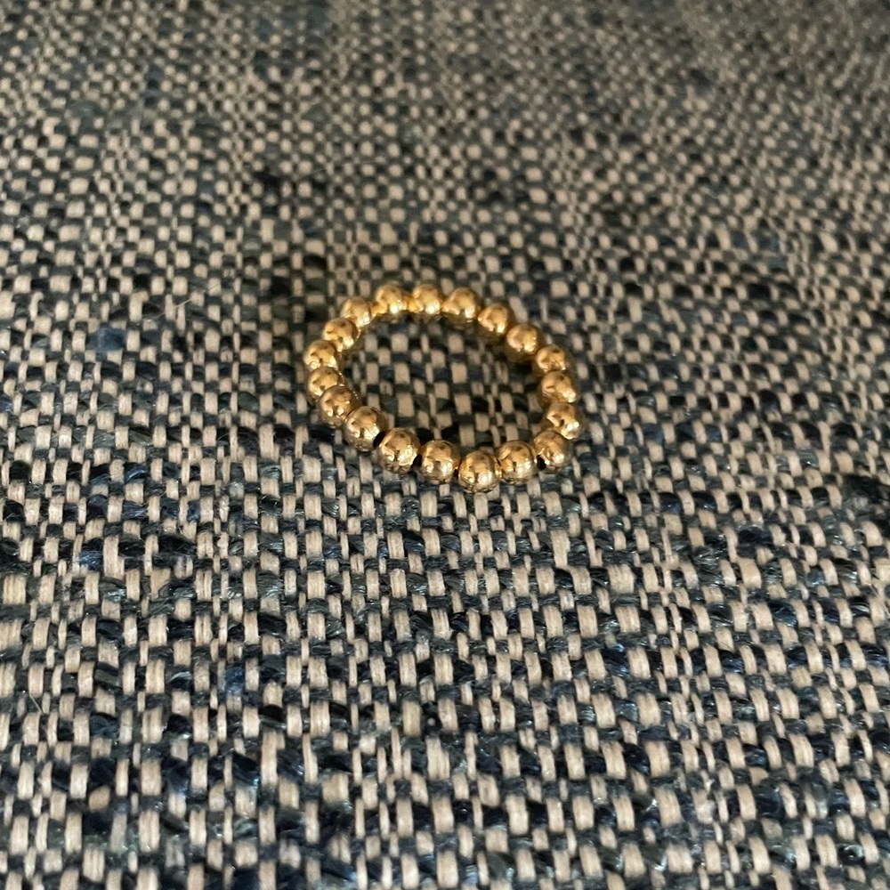 Adjustable ring